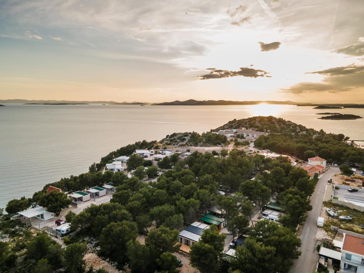 Fjaka Luxury Mobile Home - Oaza Mira Camping Croatia Drage Bagian luar foto